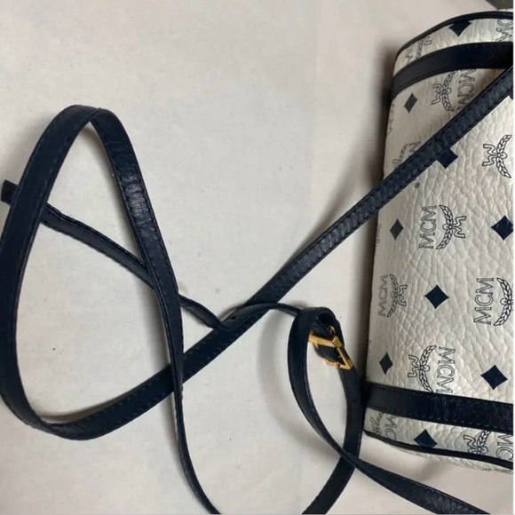 MCM Visetos Papillon white & black adjustable strap crossbody bag Germany  EUC - Picture 6 of 15